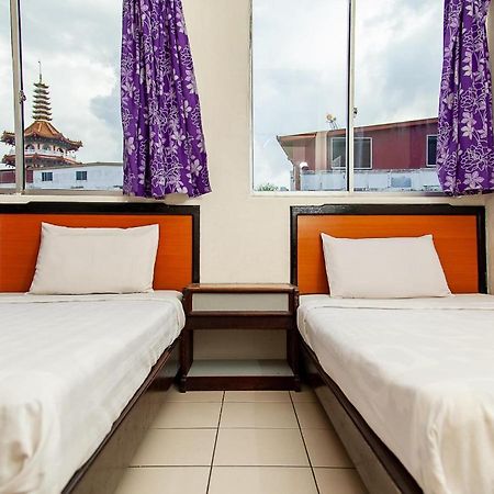 Ban Hin Hotel Sibu Exterior photo